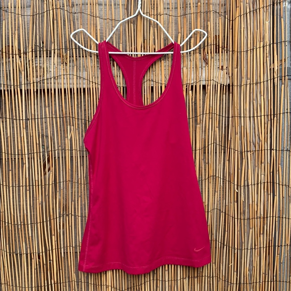 DRIFIT NIKE FITTED TANK